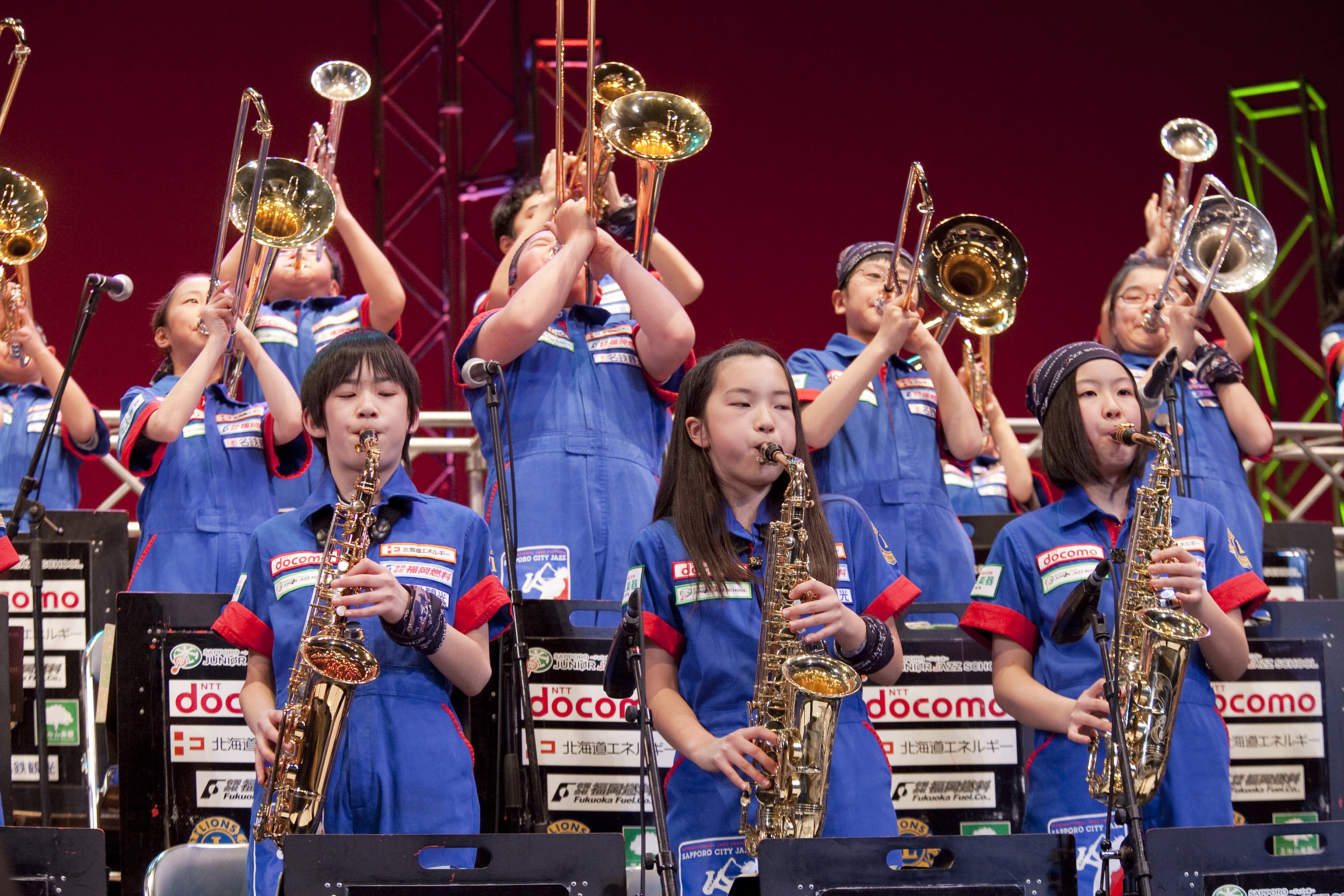 札幌ジュニアジャズスクールの演奏 MUSIC LAMP Vol,05（2014）より